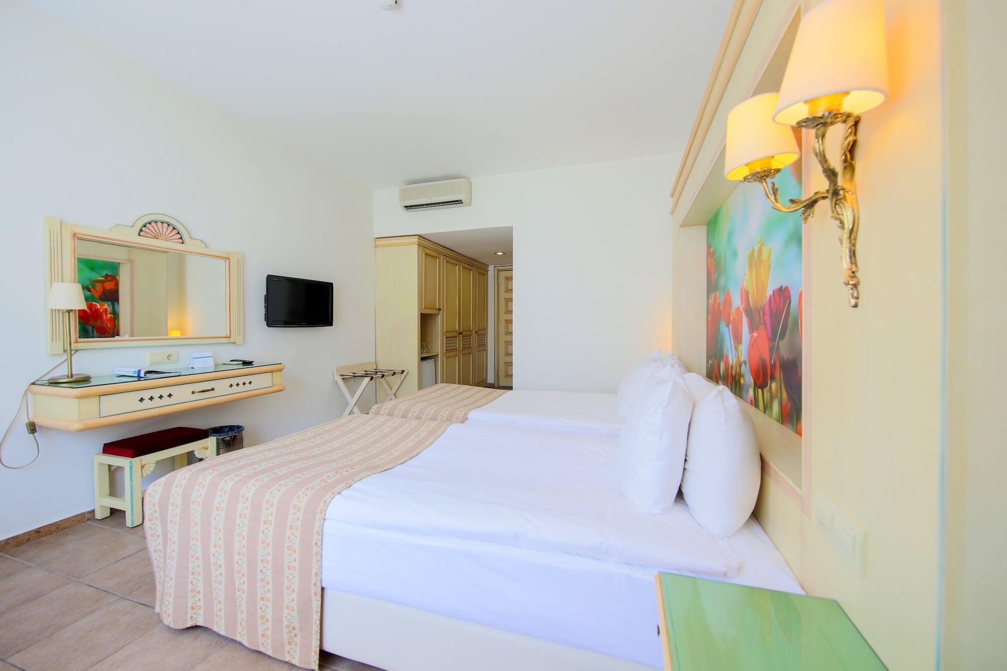 Salmakis Resort & Spa Bodrum Exterior photo